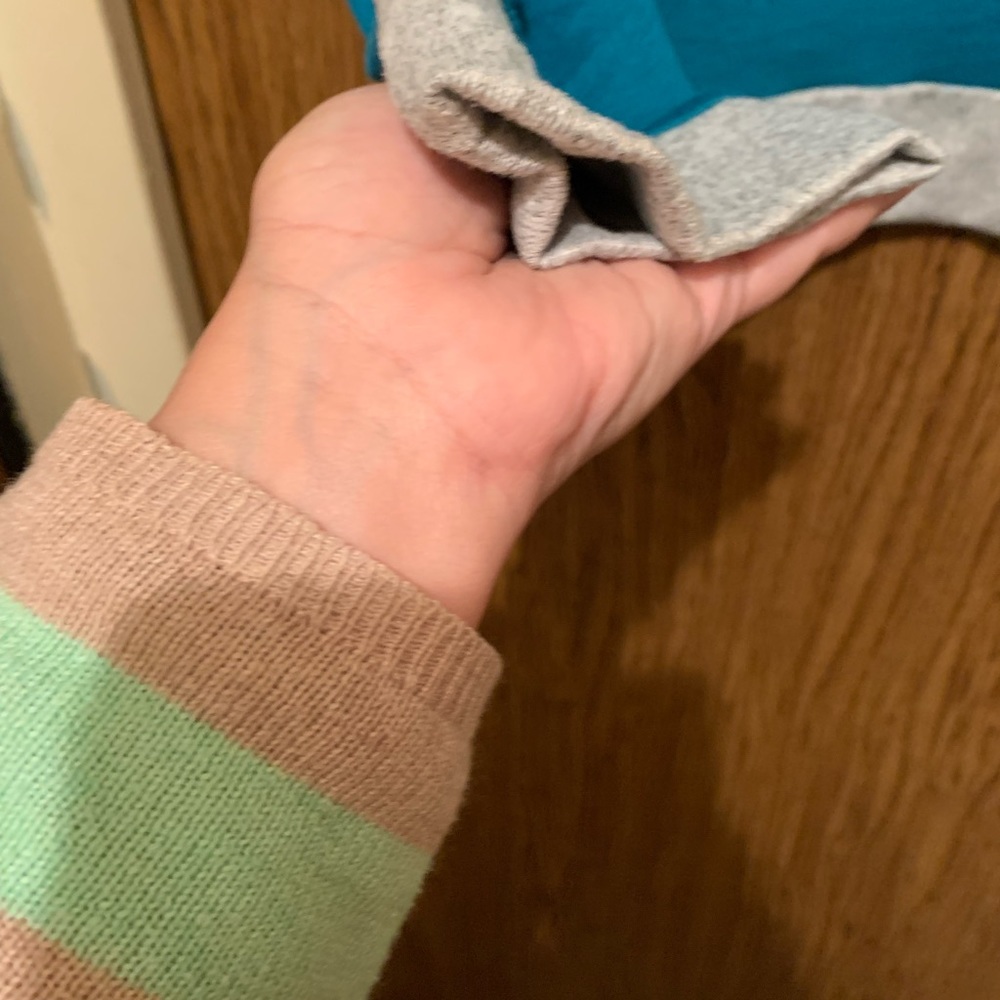 ❄️❄️Plus size sweater❄️❄️ - Picture 4 of 5